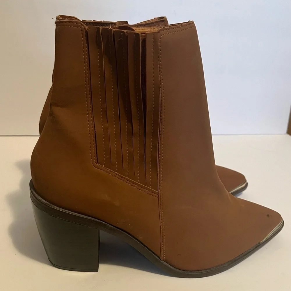 Vizzano Brazillian Footwear Pointed Toe Suede Chunky Heel Western Ankle Boots